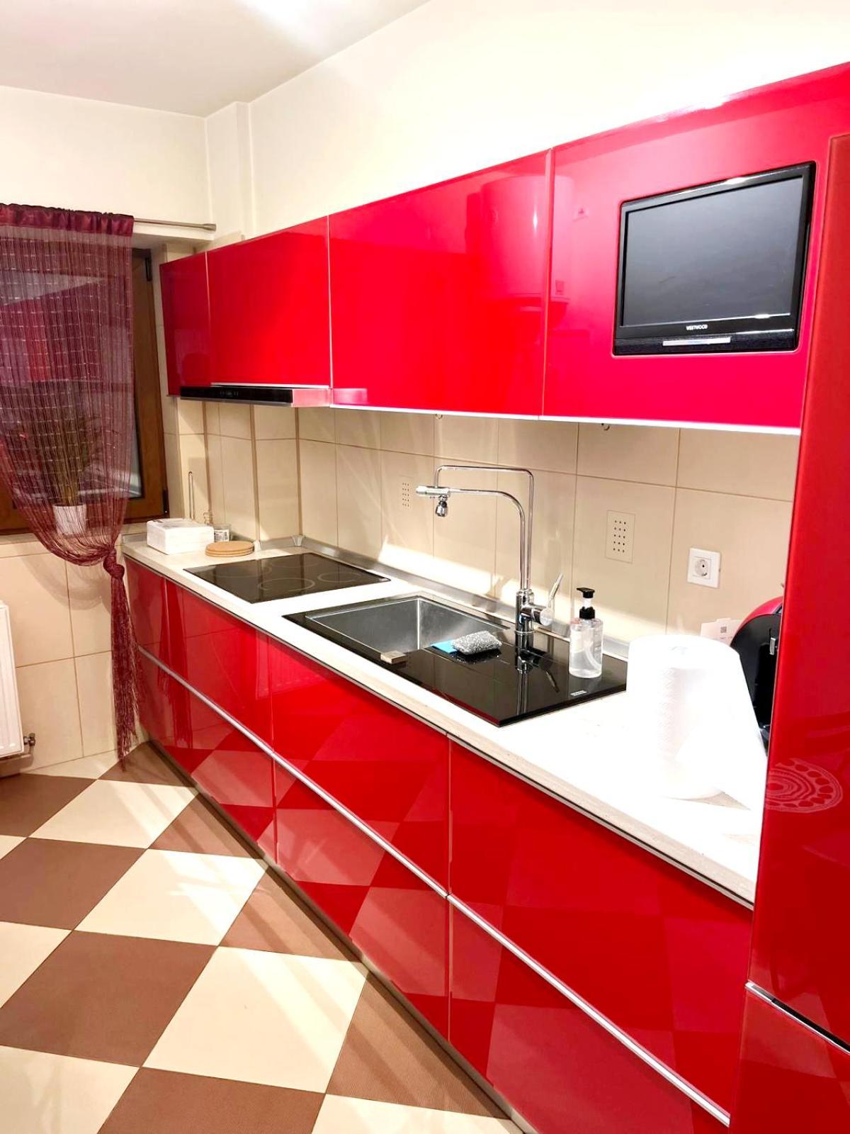 Romana 100 Sqm Deluxe Apartament Bukarest Exteriör bild